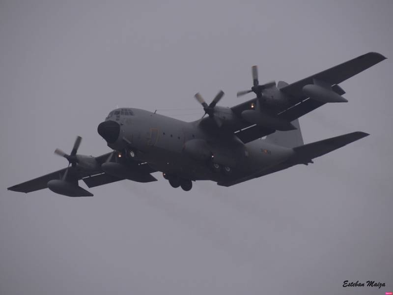 H�rcules matr�cula TK10-07 a punto de realizar una toma de m�ximo esfuerzo en el aer�dromo de Ablitas el d�a 18 de diciembre de 2019, la �ltima vez que el C-130 del Ej�rcito del Aire oper� en dicho aer�dromo. 