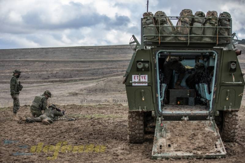 Aunque se trate de un Batallón de ingenieros, no debemos olvidar que el BZ VII es una unidad de infantería con un entrenamiento en combate a la altura de las misiones a desempeñar. Aunque se trate de un Batallón de ingenieros, no debemos olvidar que el BZ VII es una unidad de infantería con un entrenamiento en combate a la altura de las misiones a desempeñar.