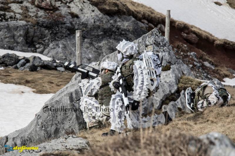 El América 66 ha sido uno de los participantes en el reciente ejercicio "Infierno Blanco 2021" ejercicio cuya finalidad es la del adiestramiento del grupo táctico de montaña en operaciones de respuesta inmediata. El América 66 ha sido uno de los participantes en el reciente ejercicio "Infierno Blanco 2021" ejercicio cuya finalidad es la del adiestramiento del grupo táctico de montaña en operaciones de respuesta inmediata.