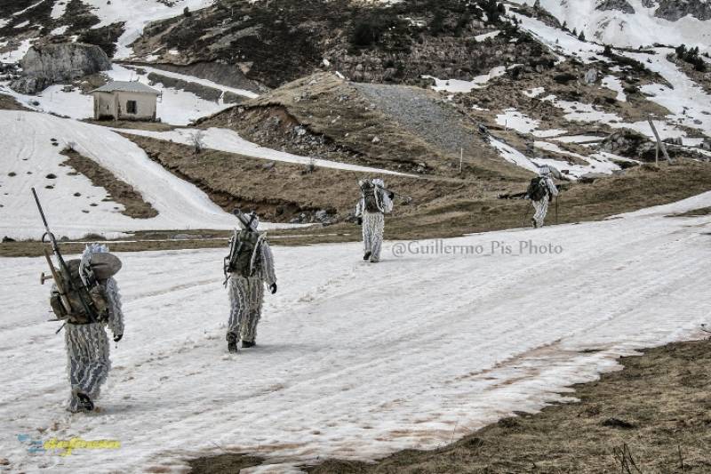 El RCM América 66 se trata de una unidad de Infantería ligera con una elevada preparación tanto física como psicológica. El RCM América 66 se trata de una unidad de Infantería ligera con una elevada preparación tanto física como psicológica.
