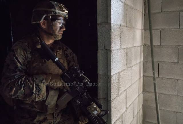 A estas prácticas y entrenamientos de campo, hay que sumar la instrucción físico-militar y diferentes ejercicios con fuego real. A estas prácticas y entrenamientos de campo, hay que sumar la instrucción físico-militar y diferentes ejercicios con fuego real.