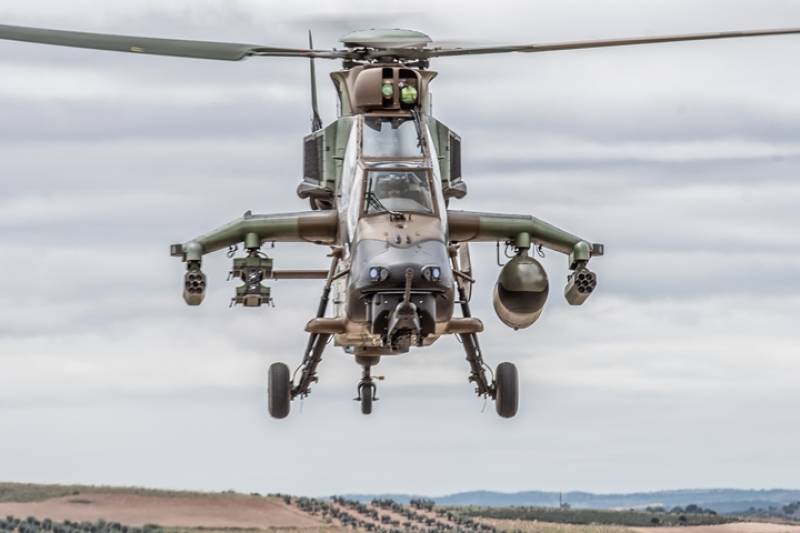 Tampoco faltaron a la cita los helicópteros de ataque “Tigre” Tampoco faltaron a la cita los helicópteros de ataque “Tigre”