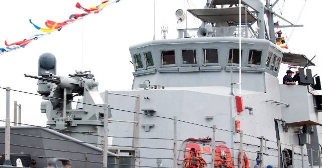 MK-38 Mod. 2 en la proa de un patrullero (US DoD) MK-38 Mod. 2 en la proa de un patrullero (US DoD)