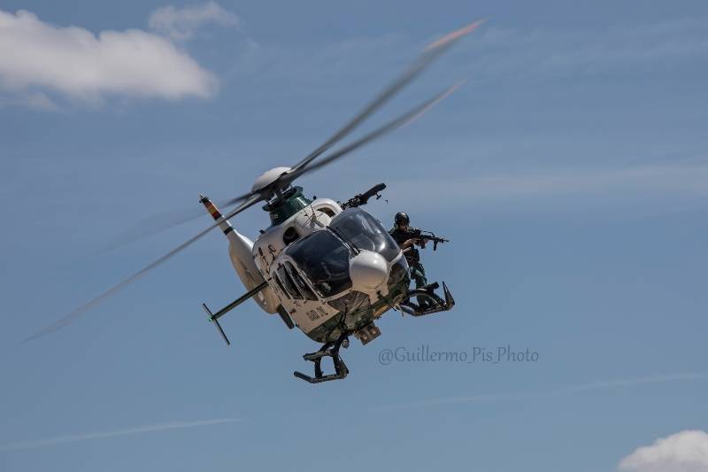 La gran diversidad de armamento, vehículos, material y equipos, le proporciona al GAR la capacidad de afrontar un sin fin de misiones diferentes. La gran diversidad de armamento, vehículos, material y equipos, le proporciona al GAR la capacidad de afrontar un sin fin de misiones diferentes.