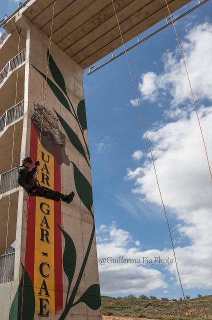 Comencemos pues con el CAE. Se trata de unas instalaciones destinadas a los diferentes entrenamientos específicos tanto de la Unidad de Acción Rural como al resto de unidades de la GC, FFAAS así como diferentes unidades tanto nacionales como internacionales. Comencemos pues con el CAE. Se trata de unas instalaciones destinadas a los diferentes entrenamientos específicos tanto de la Unidad de Acción Rural como al resto de unidades de la GC, FFAAS así como diferentes unidades tanto nacionales como internacionales.