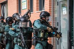 Continuamos nuestro repaso por las unidades m�s emblem�ticas de nuestras FFCCSE, que en esta ocasi�n nos lleva hasta Logro�o, a la Unidad de Acci�n Rural de la Guardia Civil (compuesta por el Centro de Adiestramientos Especiales  y el Grupo de Acci�n R�pida).