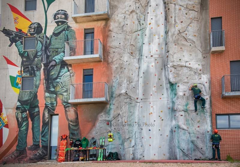 Los objetivos fundamentales de este centro es el de aportar un adiestramiento especifico en técnicas de tiro, control de masas, protección de personas, intervenciones operativas, así como adiestramientos especiales u operaciones en el exterior. Los objetivos fundamentales de este centro es el de aportar un adiestramiento especifico en técnicas de tiro, control de masas, protección de personas, intervenciones operativas, así como adiestramientos especiales u operaciones en el exterior.