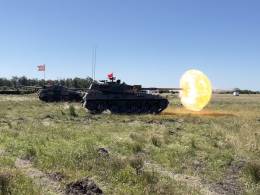 En la localidad de Mar del Sur, la Agrupaci�n de Artiller�a Antia�rea 601 - Escuela prest� apoyo de personal y material para la instrucci�n y tiro en apoyo a la formaci�n de los cadetes de la Bater�a de Artiller�a del Colegio Militar de la Naci�n.