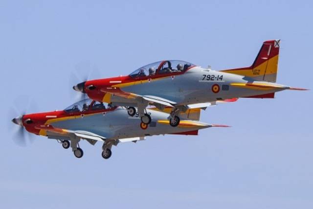 Un total de cuatro PC-21 participaron en el desfile aéreo.