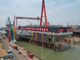 El Fujian, el tercer portaaviones de China, fue botado hace unos d�as en Shanghai. (MD China)