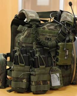 Mochila para soldados del Ejrcito brasileo en el Programa COBRA (Combatiente Brasileo)