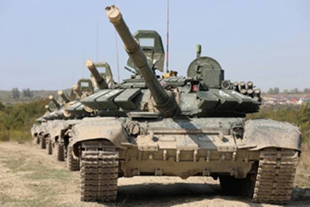 Las formaciones acorazadas rusas parecerían imparables ante los ejércitos occidentales, aunque los ucranianos han sido especialmente eficientes en la destrucción de cientos de sus carros de combate (foto Ministerio de Defensa de Rusia).