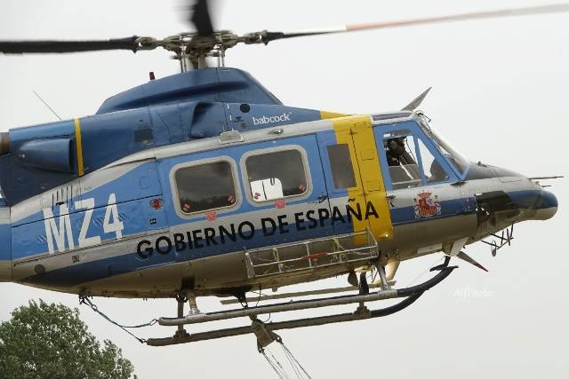 Bell 412 HP "Mike Zulú 4"  de la Brigada Forestal de Tabuyo del Monte, Leon
