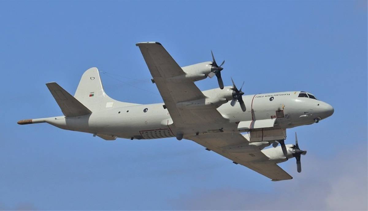 Uno de los aviones de patrulla naval y antisubmarinos P-3C CUP “Orión” de la Força Aérea Portuguesa (FAP). Uno de los aviones de patrulla naval y antisubmarinos P-3C CUP “Orión” de la Força Aérea Portuguesa (FAP).