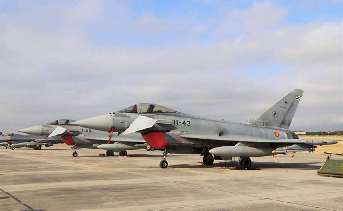 En el festival participaron los Eurofighter del Ala 11 del Ejército del Aire, tanto en la estática como en la demostración en vuelo. En el festival participaron los Eurofighter del Ala 11 del Ejército del Aire, tanto en la estática como en la demostración en vuelo.