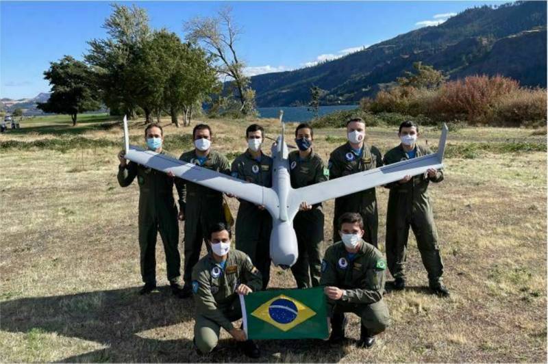 UAV ScanEagle de la Marina de Brasil UAV ScanEagle de la Marina de Brasil