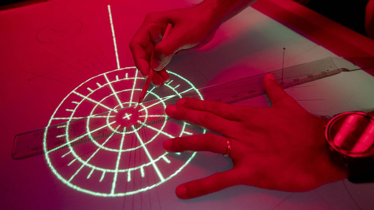 SAES Simulador Adiestramiento Táctico. SAES Simulador Adiestramiento Táctico.