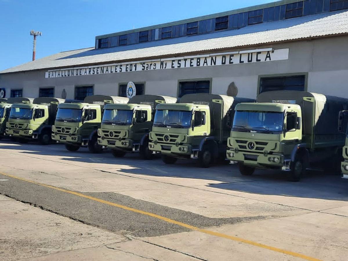 Camiones del Ejército Argentino Camiones del Ejército Argentino