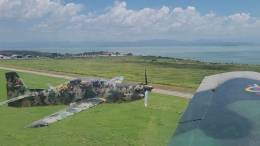 Un Embraer EMB-312V Tucano AT-27/T-27 con su nuevo esquema de camuflaje en vuelo de crucero hasta el Aeropuerto Subteniente Nstor Arias.  (Foto: Aviacin Militar Bolivariana)