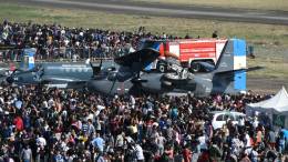 La ARA dispuso varias aeronaves y personal durante la muestra.