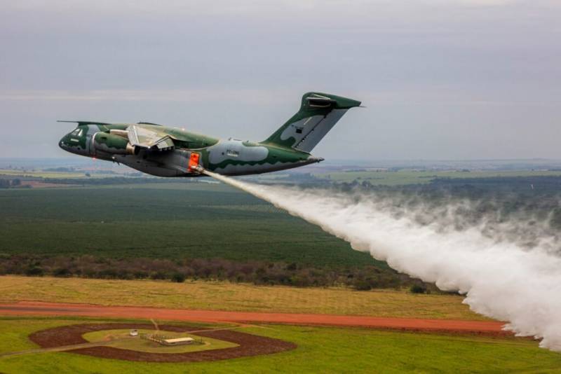 El Embraer KC-390 certificado como apagafuegos - Noticias Defensa  defensa.com noticias industria defensa