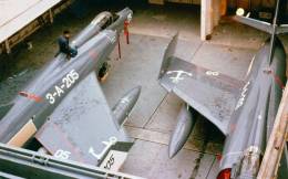 Llegada de los Super Etendard a Argentina en 1981.