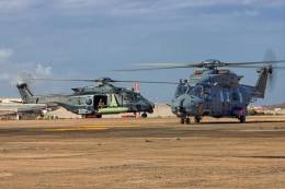 En el NH90 de la izquierda se aprecia que lleva instalado un dep�sito suplementario de combustible. 