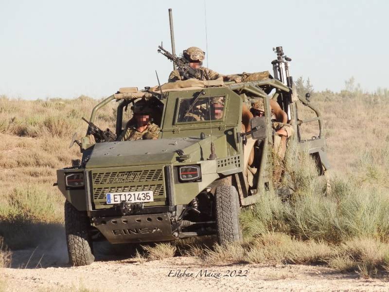 La configuración de los ‘Neton’ puede incluir una ametralladora coaxial como en el de la foto o una protección para el copiloto en función de la misión. La configuración de los ‘Neton’ puede incluir una ametralladora coaxial como en el de la foto o una protección para el copiloto en función de la misión.