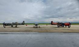Dos aeronaves de entrenamiento bsico EMB-312V Tucano y un avin de entrenamiento primario Aermacchi SF-260U. (Foto: Aviacin Militar Bolivariana).