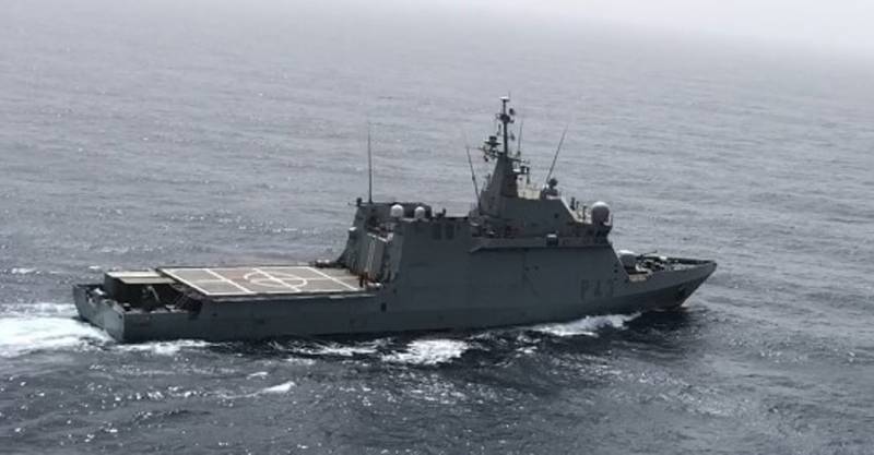 El ‘Relámpago’ en el Golfo de Guinea El ‘Relámpago’ en el Golfo de Guinea