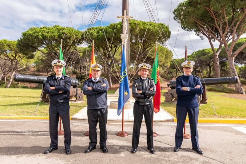 Los Almirantes de la Flota de la Fuerza Marítima Europea (EUROMARFOR) Los Almirantes de la Flota de la Fuerza Marítima Europea (EUROMARFOR)