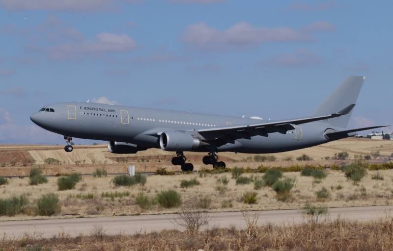 El Airbus A330 que efectuó el traslado del presidente y sus ministros a Castellón. (foto defensa.com) El Airbus A330 que efectuó el traslado del presidente y sus ministros a Castellón. (foto defensa.com)