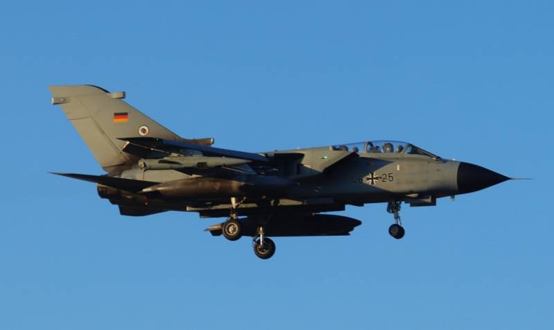 Uno de los �Tornado� ECR de la Luftwaffe, especializado en supresi�n de defensas antia�reas. 