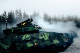 Disparo del Akeron MP desde el CV90 sueco (BAE Systems v�a MBDA)