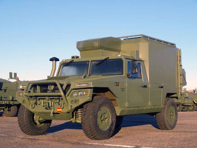 VAMTAC equipado con sistema de comunicaciones SECOMSAT (Urovesa) VAMTAC equipado con sistema de comunicaciones SECOMSAT (Urovesa)