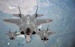 Formaci�n de tres F-35A de los Estados Unidos. (foto USAF)