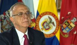 Ministro de Defensa de Colombia, Iv�n Vel�zquez G�mez