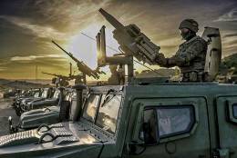 LAG-40 sobre vehculo VAMTAC (Ejrcito de Tierra)