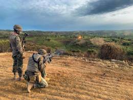 Ejercicio de tiro con el lanzagranadas monotiro AG36 (Ej�rcito de Tierra)