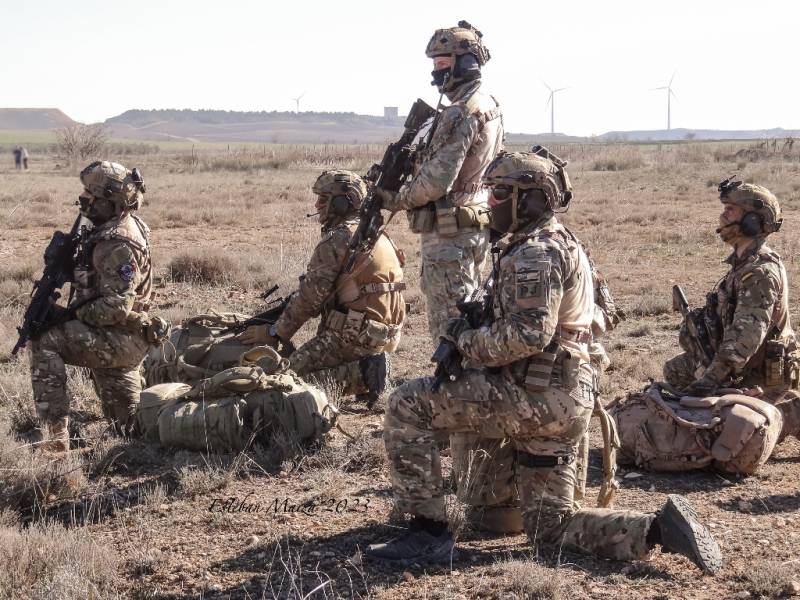 Como curiosidad, el EZAPAC está estrenando el camuflaje ‘multicam’ en sus uniformes. Como curiosidad, el EZAPAC está estrenando el camuflaje ‘multicam’ en sus uniformes.