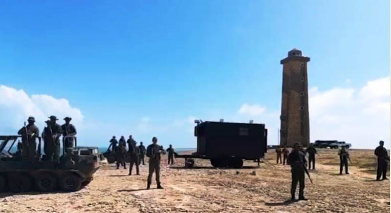 Remolque de vigilancia martima operado por personal de la Zonas Operativas de Defensa Integral N12 Falcn y la Martima e Insular Occidental. (Foto:CEOFANB)