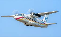 El Y-12F es un Y-12E redise�ado completamente y con espacio para tres paletas LD3.  Monta dos motores P&W Canada PT6A-65B. (Foto: Pakistan Defence)  