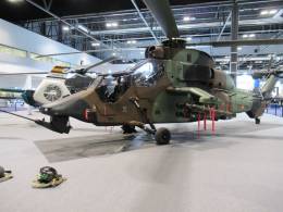 Uno de los helicópteros Tigre del Ejército de Tierra, expuesto en la última edición de la feria FEINDEF (autor)