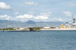 El submarino nuclear estadounidense USS “Missouri” en la base naval de Pearl Harbour el pasado 7 de diciembre (U.S. Navy)
