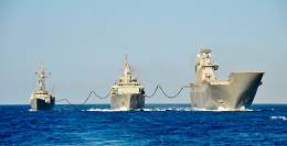 Tres de los buques cuyos sistemas serán sostenidos con el nuevo acuerdo marco (Armada)