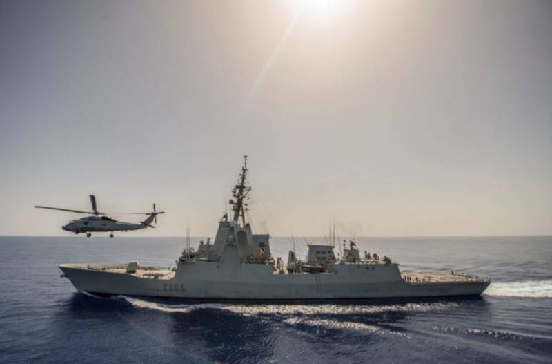 Fragata F105 ‘Cristóbal Colón’ Fragata F105 ‘Cristóbal Colón’