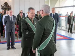 Ceremonia de traspaso del cargo de Jefe del Estado Mayor del Ejrcito Brasileo.