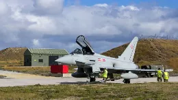 Uno de los �Typhoon� de la RAF basados en Mount Pleasant. Foto: RAF