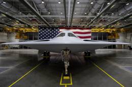 Centenar y medio de B-21 �Raider� buscar�n dar a USAF el liderazgo del poder a�reo necesario para las pr�ximas d�adas. (USAF)