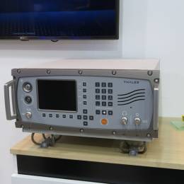 Sistema de comunicacin submarino TUUM-6 fabricado en Espaa Thales (Antonio Ros Pau)